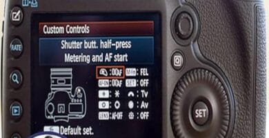 DSLR cheat sheets enhancing photography skills with 8 transformative tips.