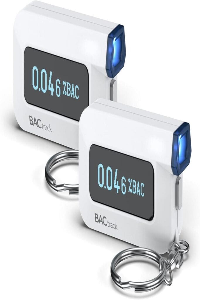 BACtrack C6 with 8 features for enhanced alcohol monitoring experience.