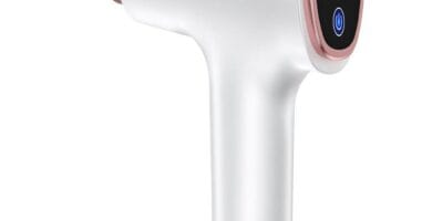 Finequin Laser product box highlighting '10 Mind-Blowing Features' for salon-smooth skin at home.