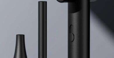 Image of Hagoogi Air Duster, a favored cleaning gadget, with product slogan in the background.